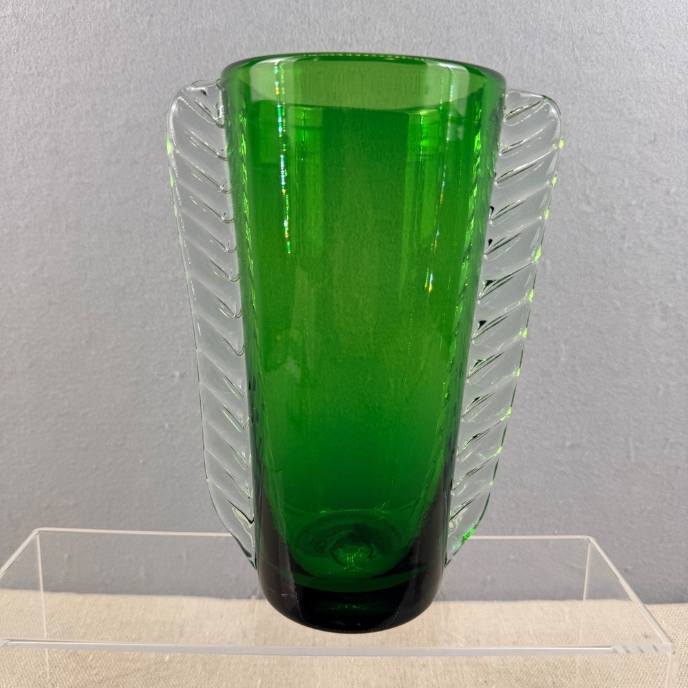 VTG Blenko 473 Emerald Green Crystal‎ Winged Vase Winslow Anderson MCM 7.5"